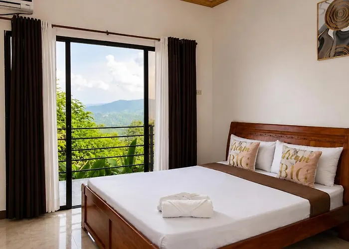 Resort Mabini Sky View *